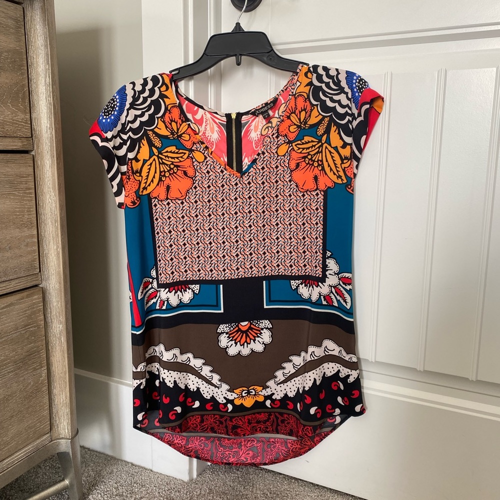Multi-Colored V-Neck Blouse